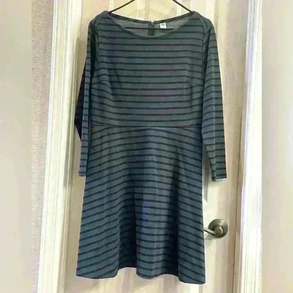 Old Navy fit and flare dress. Size Large. Green and black stripes. Never worn.